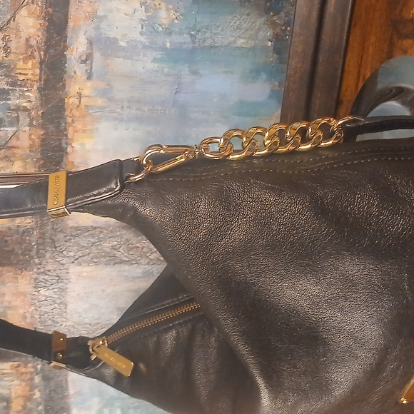 Michael Kors Black Bedford Leather Shoulder/Crossbody/ Handbag - Picture 5 of 15